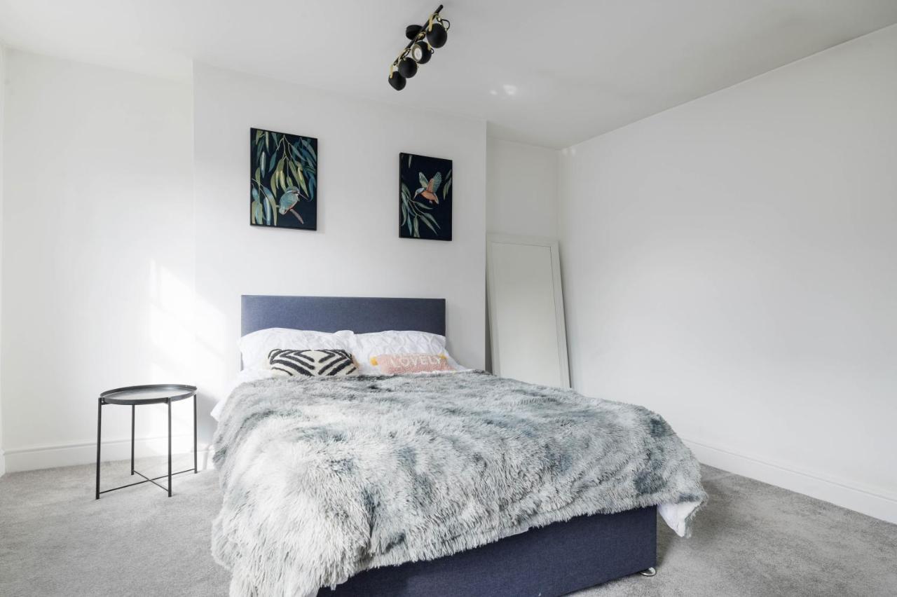 Bright & Spacious 2-Bed, 2-Bath In The Heart Of Central London - Whole Apartment Appartement *