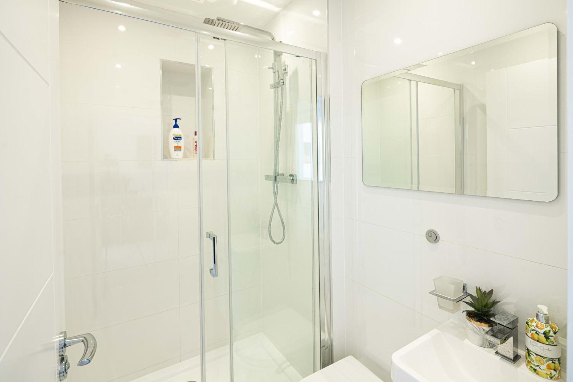 Charming Newly Refurb 2-bed 2-bath Entire With Ac Near Hyde Park, Paddington, Nottinghill And Kensington In Zone 1 Apartamento